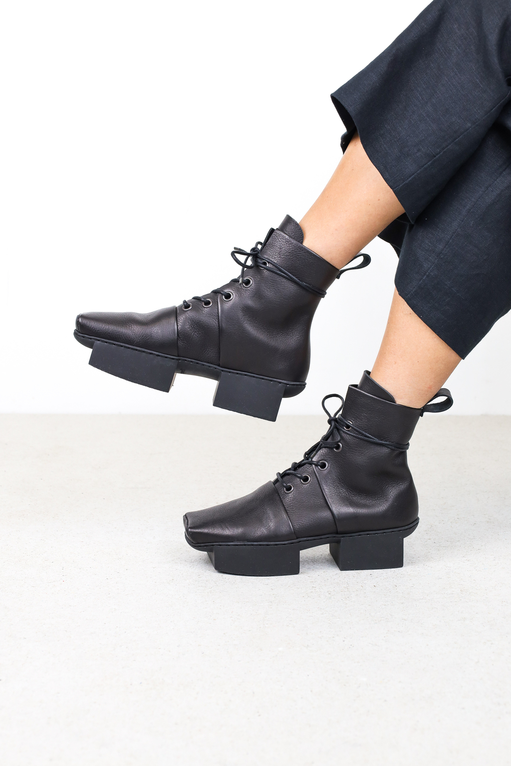 trippen Punching Leather Shoes Size 38(K-124364) | eBay