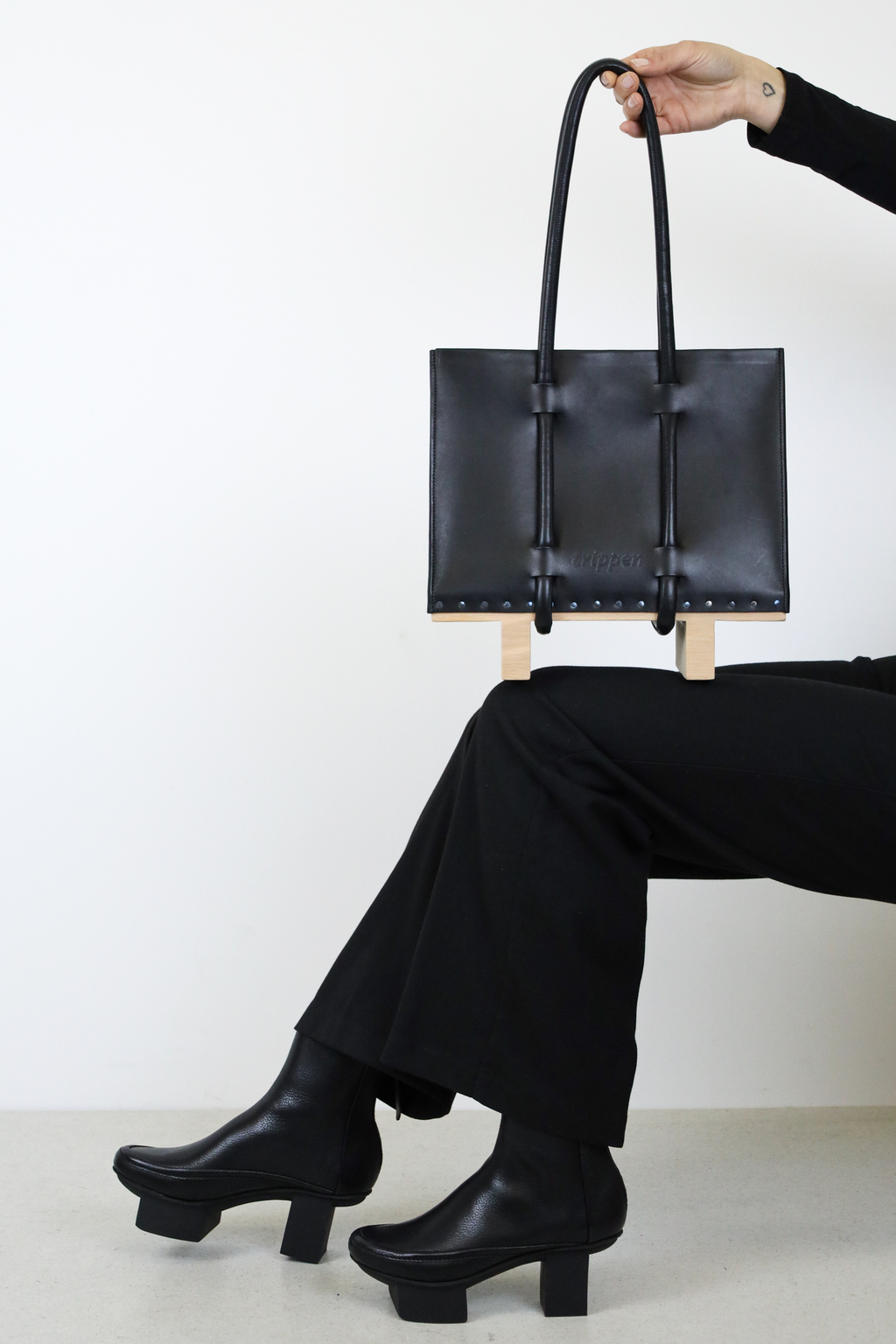 The Parisian Bag- Black - Mia Moda Boutique